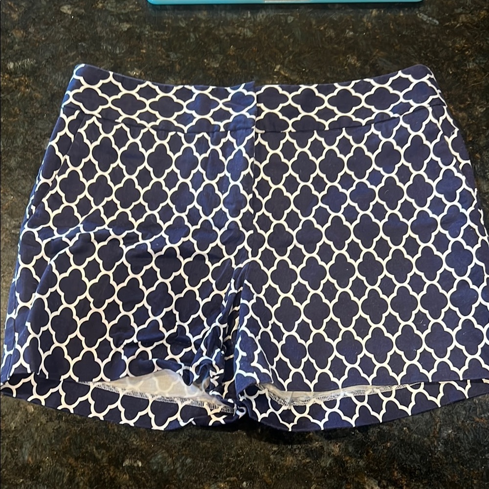 Daniel Cremieux Blue and White Athletic Shorts with Geometric Pattern
